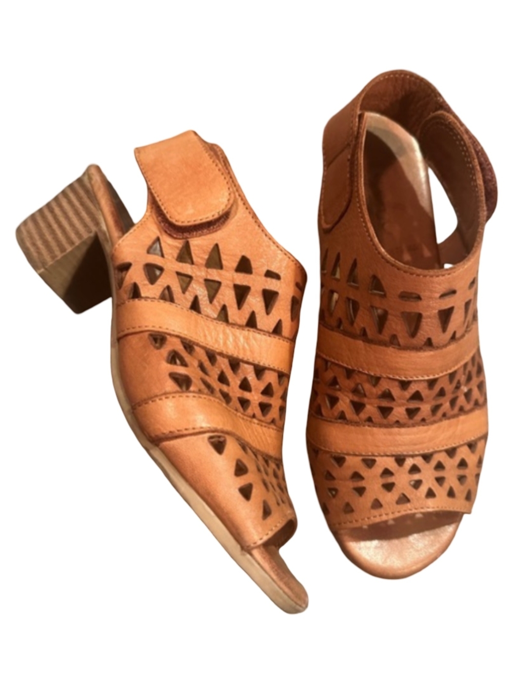 Tyche Lauren Open Toe Leather Sandals Laser Cutouts Shoes Y2K Block Heel 36/5.5